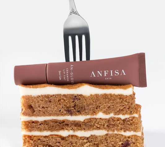 AN-GLOSS Spice Cake